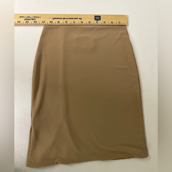AYM Khaki Tan Stretchy Mini skirt with slit Size Small‎ - Picture 7 of 9